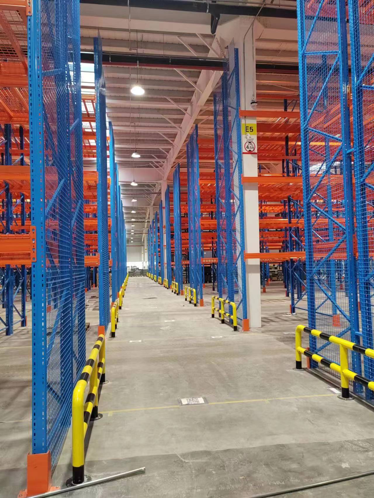 Heavy-duty pallet racking overview ready for warehouse storage